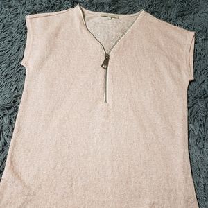 Short sleeve top